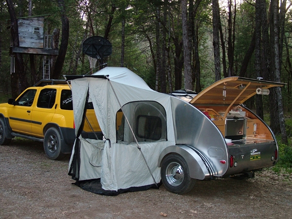 Side Tent on our Camp-Inn.jpg