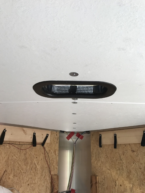 4 white ceiling vent V (480x640).jpg