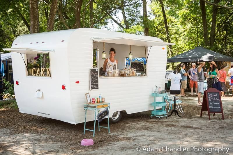 retro camper food truck 1.jpg