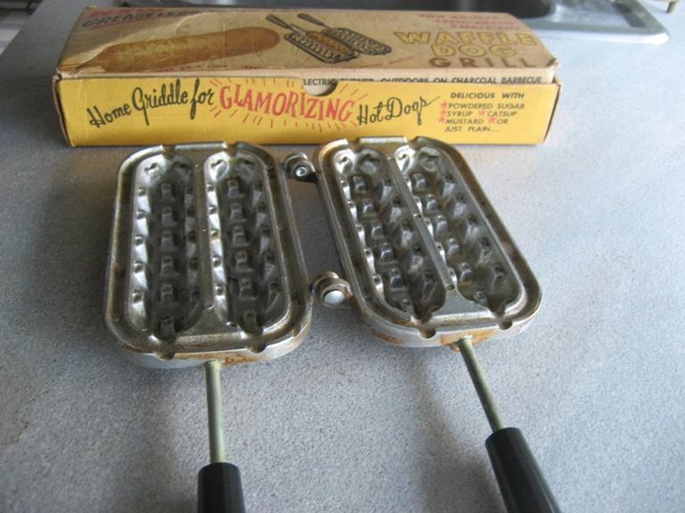 Waffle dog iron