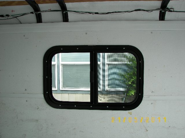 Right window installaion finished