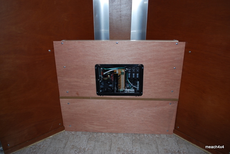 Front cabinet panelling with converter