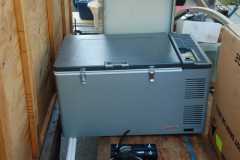 ac-dc reefer chest