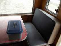 right dinette seat